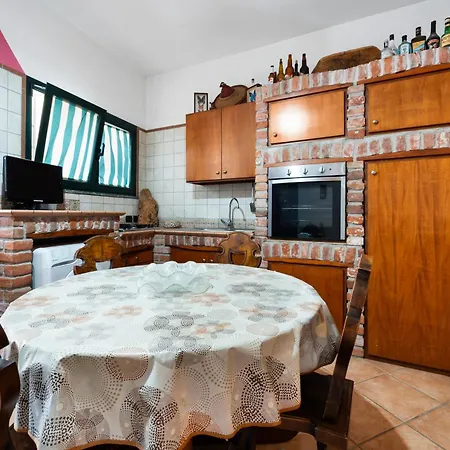 Apartmán Ittiturismo Isola Rossa Casa *